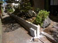 ���{�H��